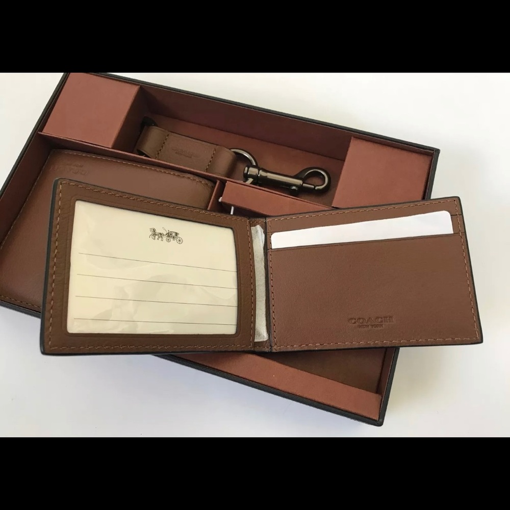Compact ID Leather Wallet Gift set w/Key F64118 - Picture 3 of 8